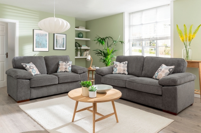 Settee and 2 2025 chairs