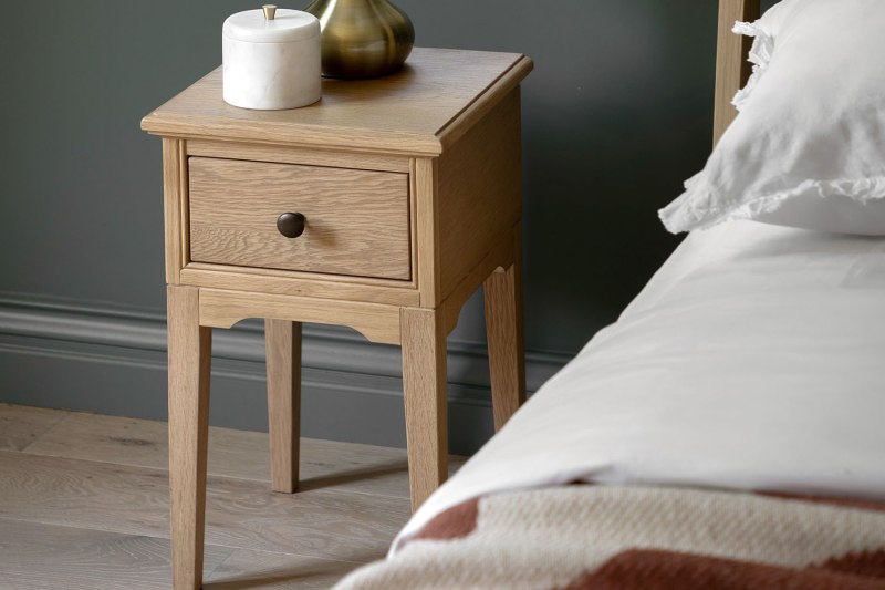 Gallery Direct Malvern Natural Oak 1 Drawer Bedside Table Gallery Direct Malvern Natural Oak 1 Drawer Bedside Table