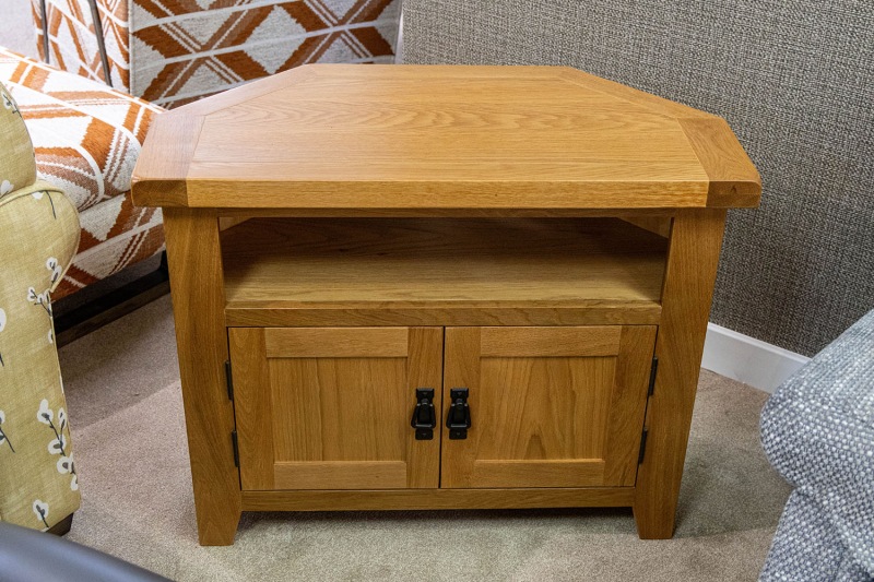 Ex-Display Liskeard - Wexford Oak Corner TV Unit Ex-Display Liskeard - Wexford Oak Corner TV Unit