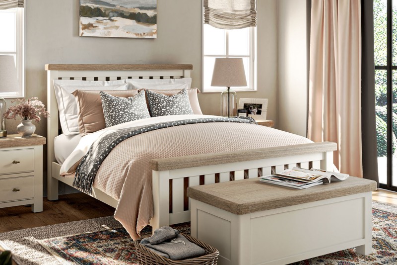 Windsor Country Oak Painted Bed Frame Windsor Country Oak Painted Bed Frame