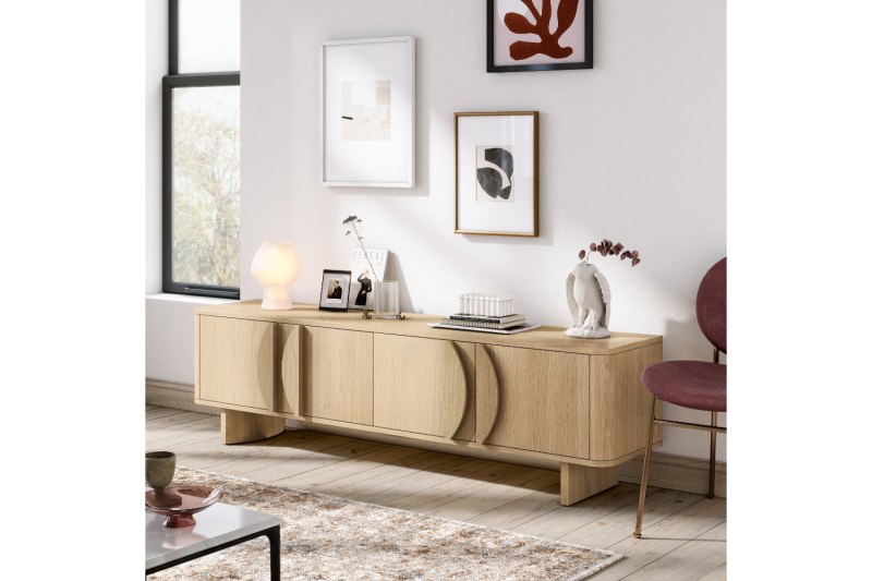Cara Oak Large TV Unit Cara Oak Large TV Unit