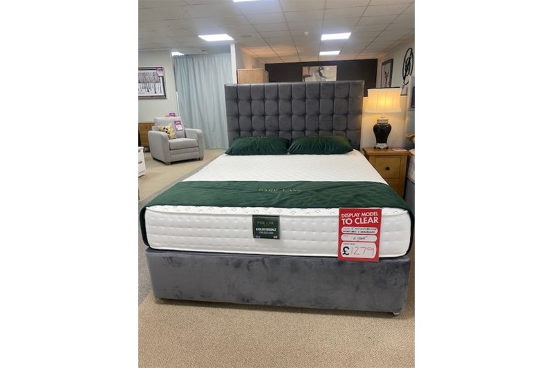 Ex-Display St Austell - 5'0 Knightsbridge Divan Bed & Headboard Ex-Display St Austell - 5'0 Knightsbridge Divan Bed & Headboard