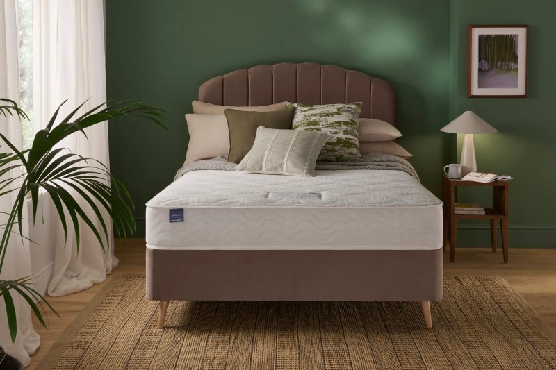 Silentnight Comfort Breathe™ 1000 Pocket Mattress Silentnight Comfort Breathe™ 1000 Pocket Mattress