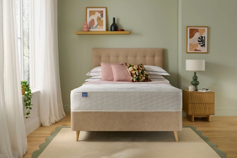 Silentnight Comfort Breathe™ 1400 Pocket Mattress Silentnight Comfort Breathe™ 1400 Pocket Mattress