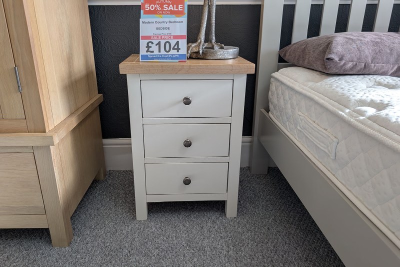 Ex-Display Newquay - Modern Country Painted White Bedside Table Ex-Display Newquay - Modern Country Painted White Bedside Table