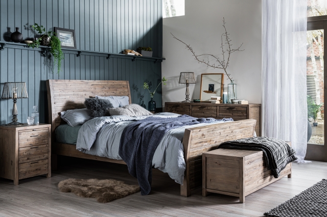 Reclaimed wood furniture stores sales near me