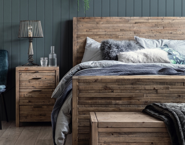 Yosemite Reclaimed Wood Blanket Box