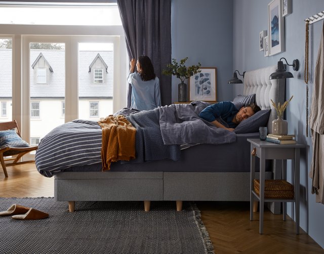 Silentnight Elixir Geltex Slimline Divan Bed