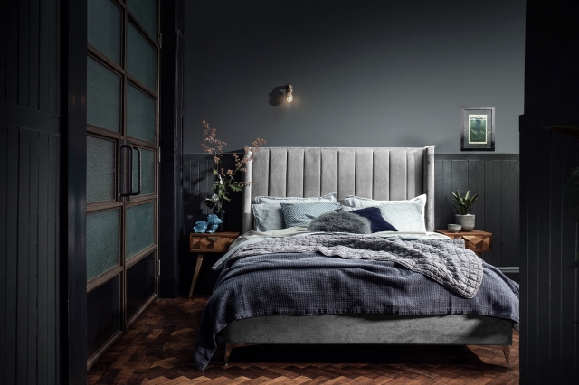 Silver grey 2024 bedroom furniture