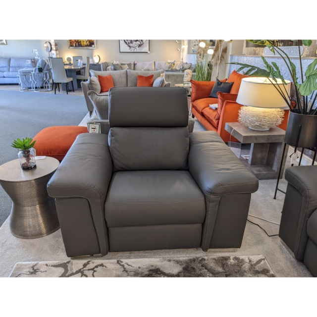 Store Clearance Items Halifax Power Recliner